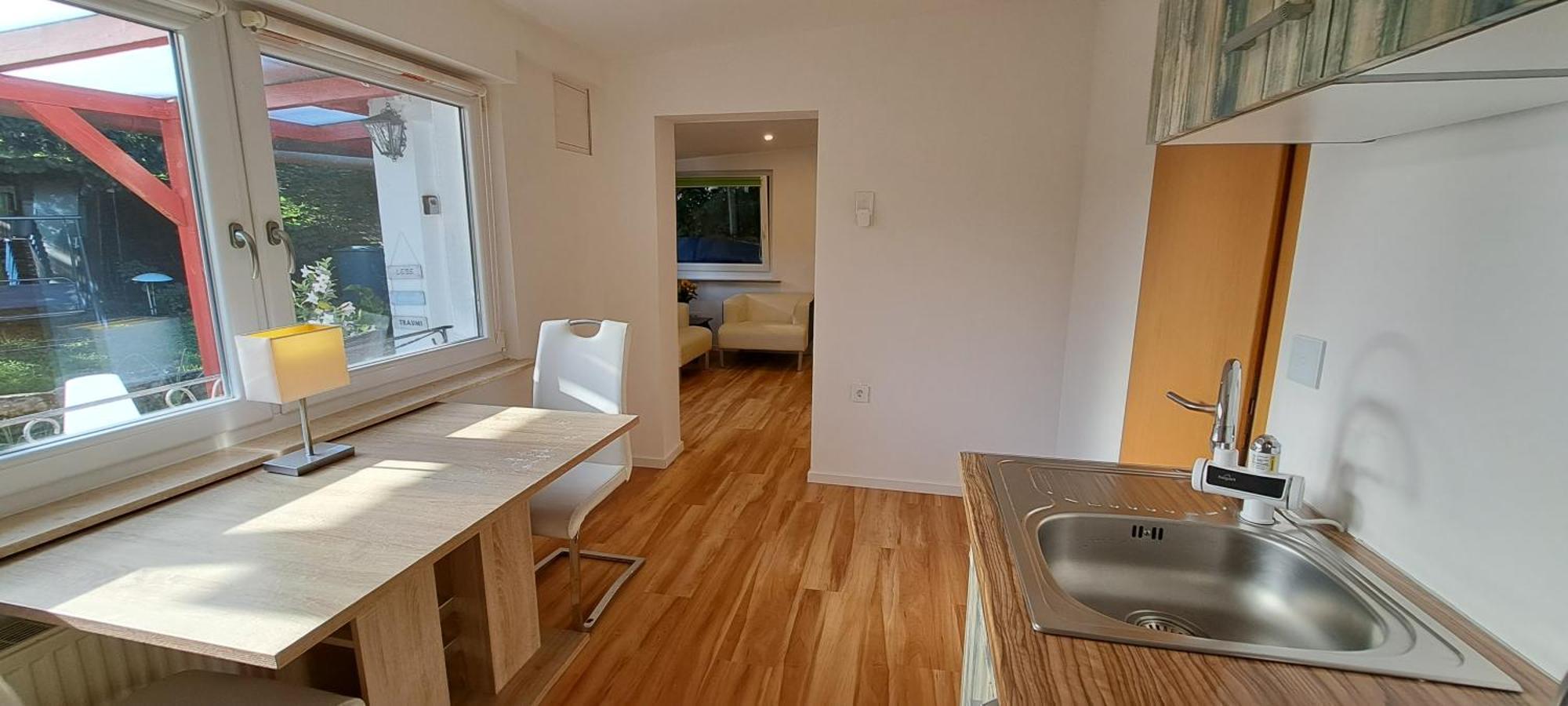 Bungalow An Der Tanne Mit Ueberdachter Terrasse Дюселдорф Екстериор снимка